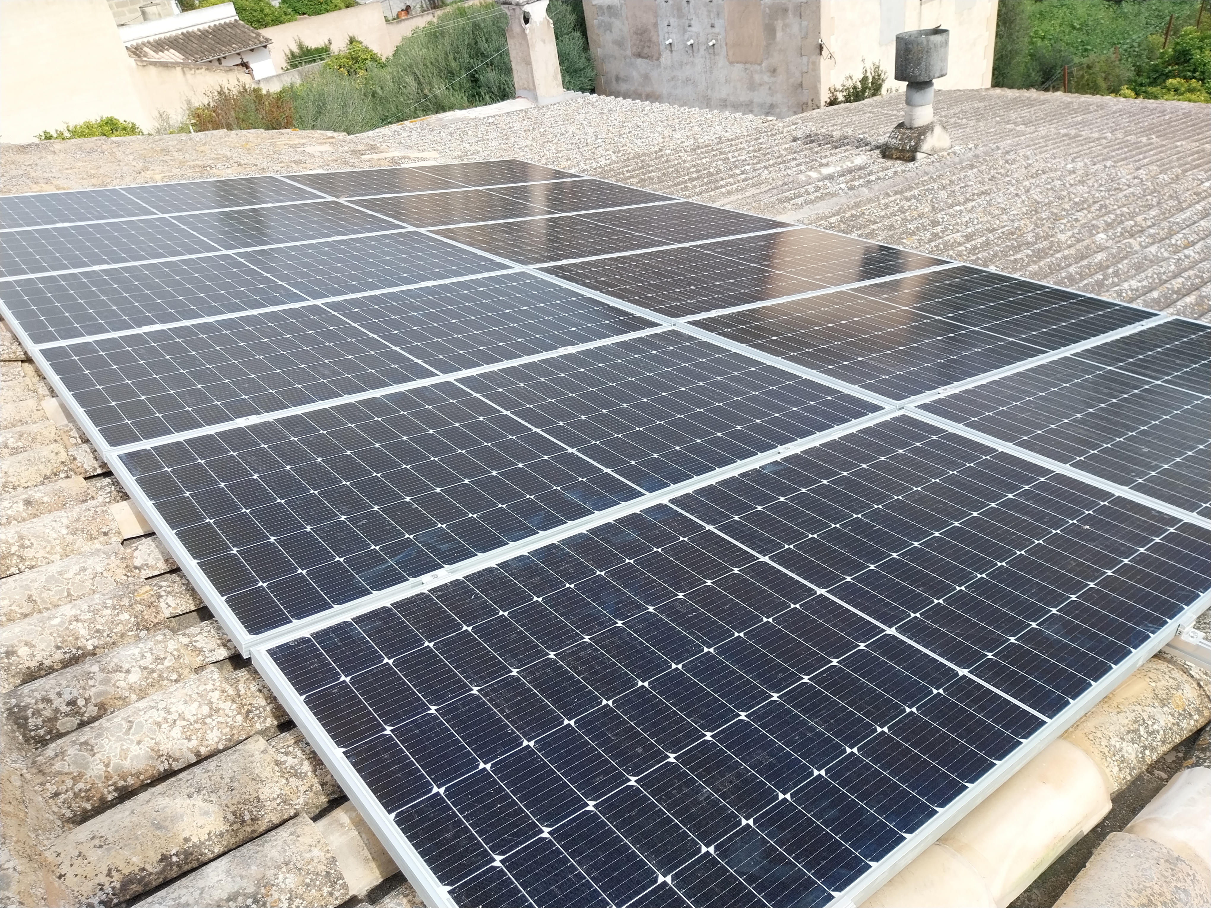 Placas solares en tejado