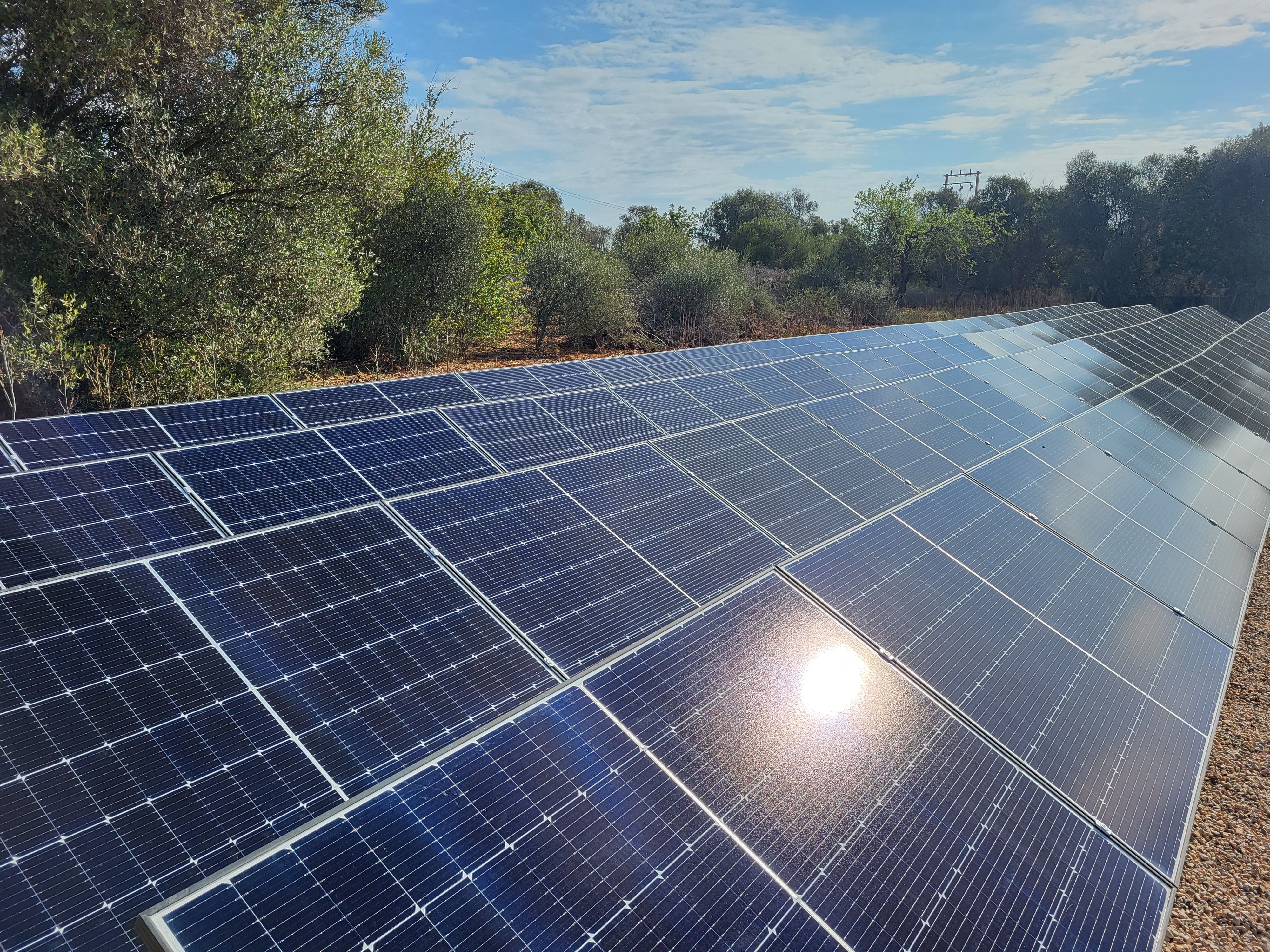 Paneles solares en agroturismo